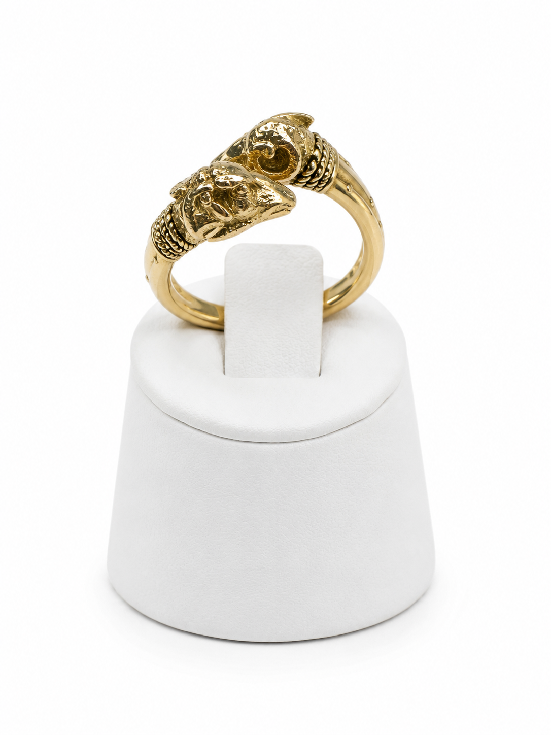 Pre-loved 18ct Ram Ring