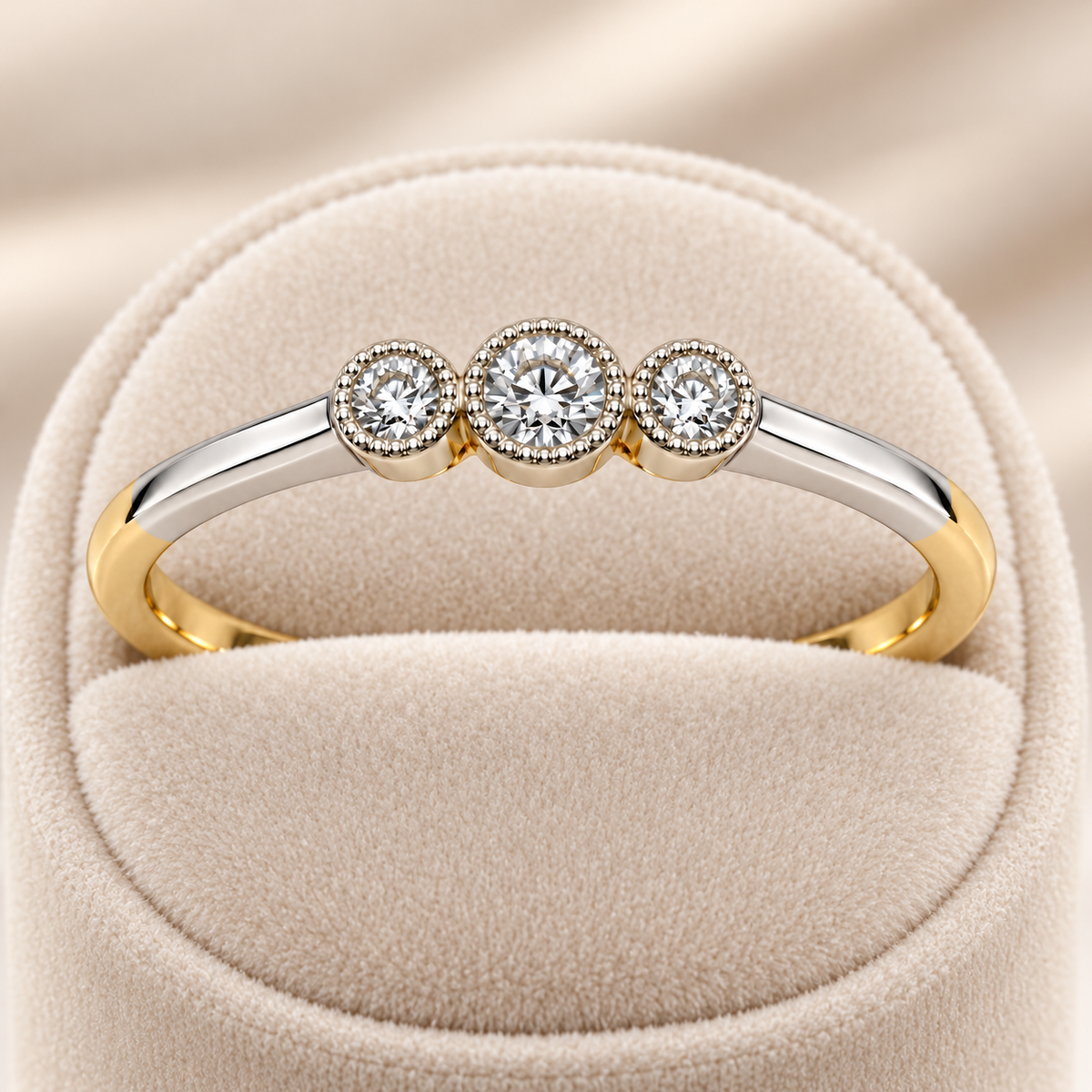 18ct Trio Diamond Pre-Loved Ring