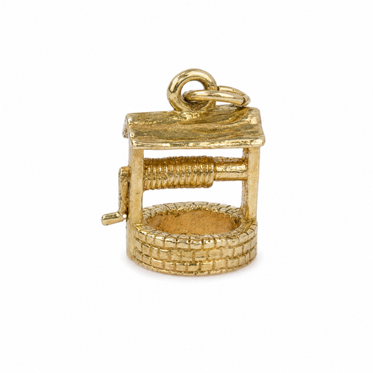 Pre-loved 9ct Gold Wishing Well Charm