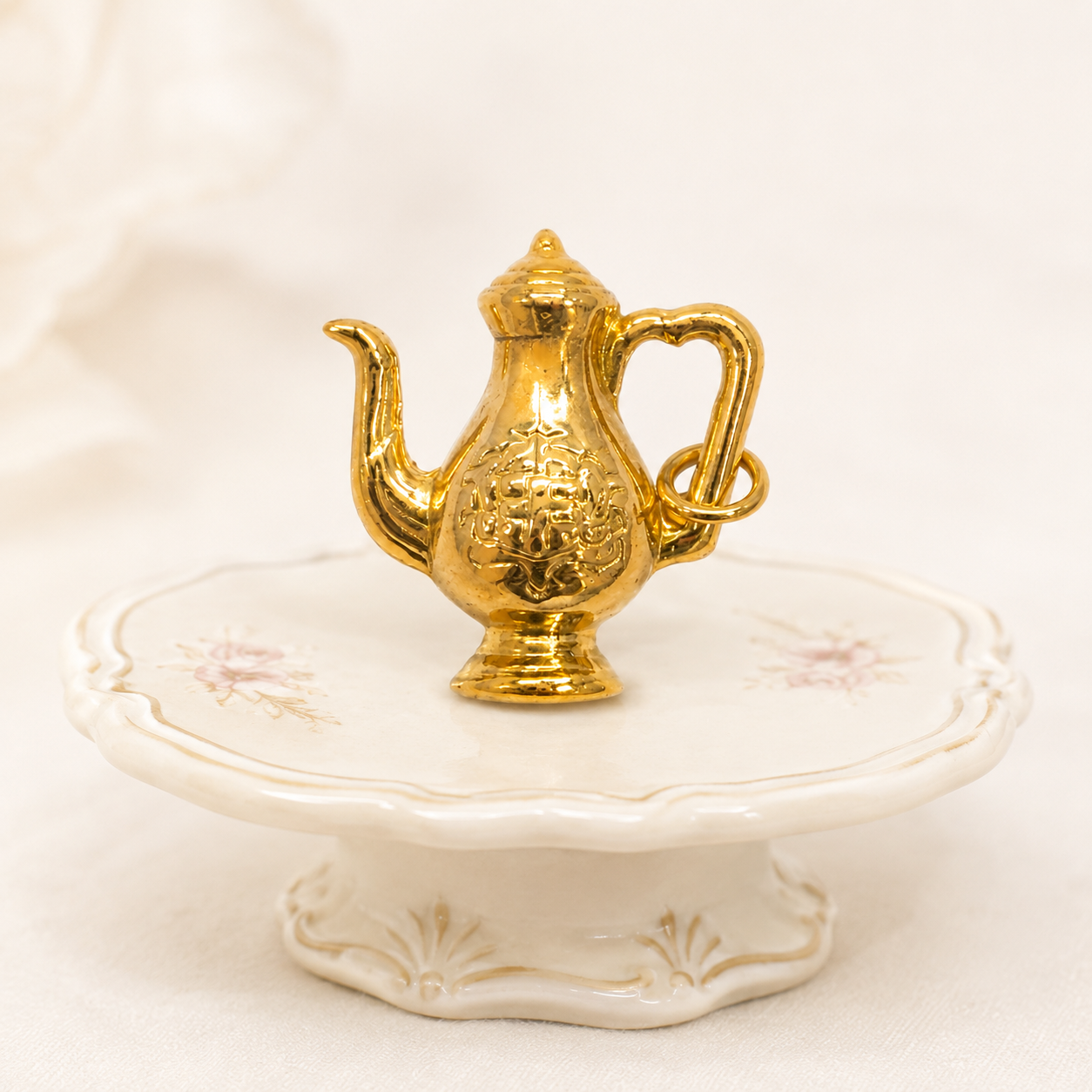 Pre-loved 9ct Gold Teapot Charm