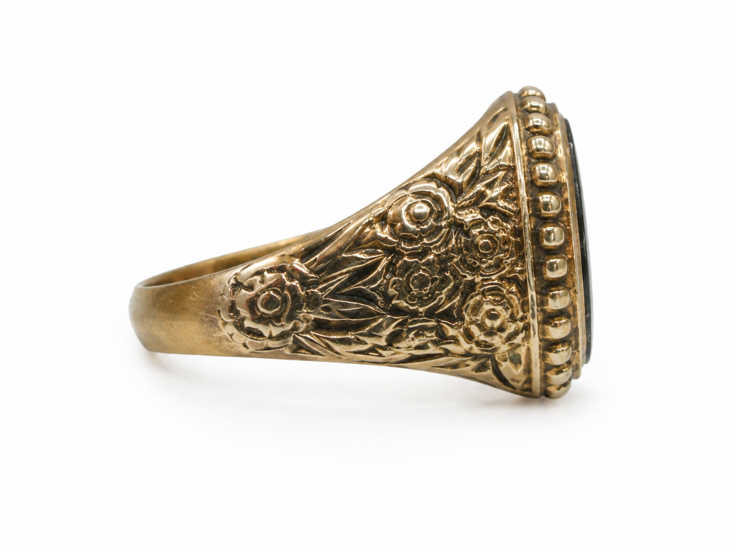 Pre-loved 9ct Gold Bloodstone Signet Ring