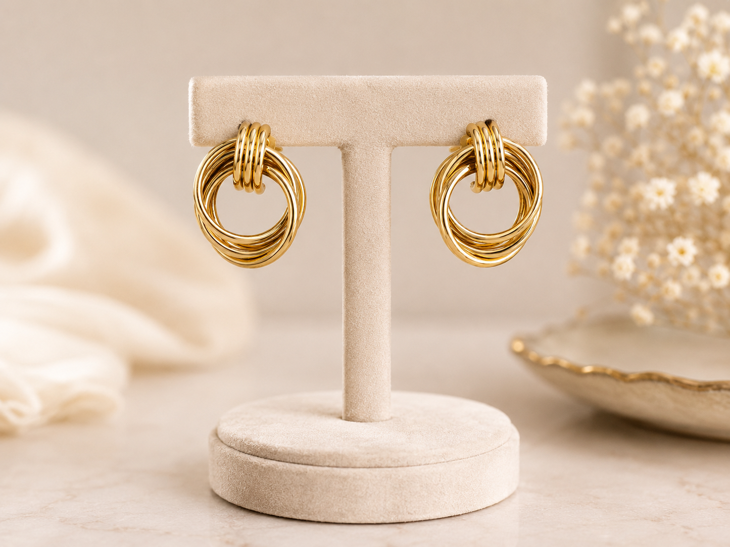 Pre-loved 9ct Woven Knot Earrings