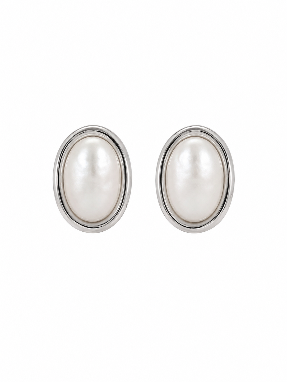 Classic Pearl Stud Earrings