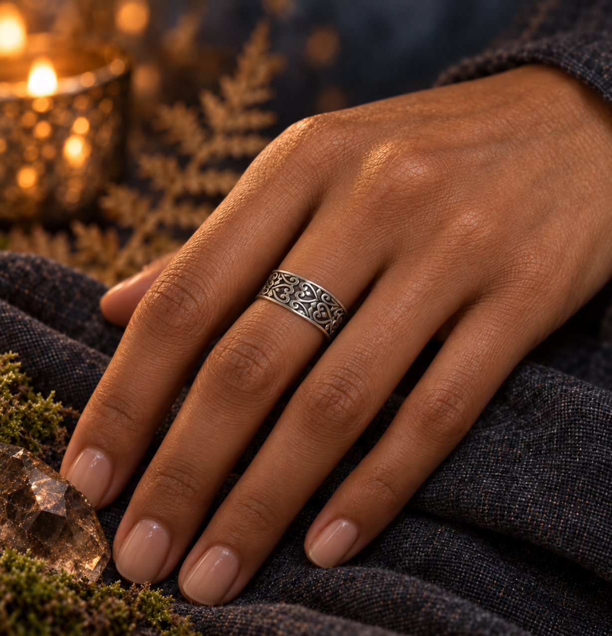 Openwork Heart Detail Ring
