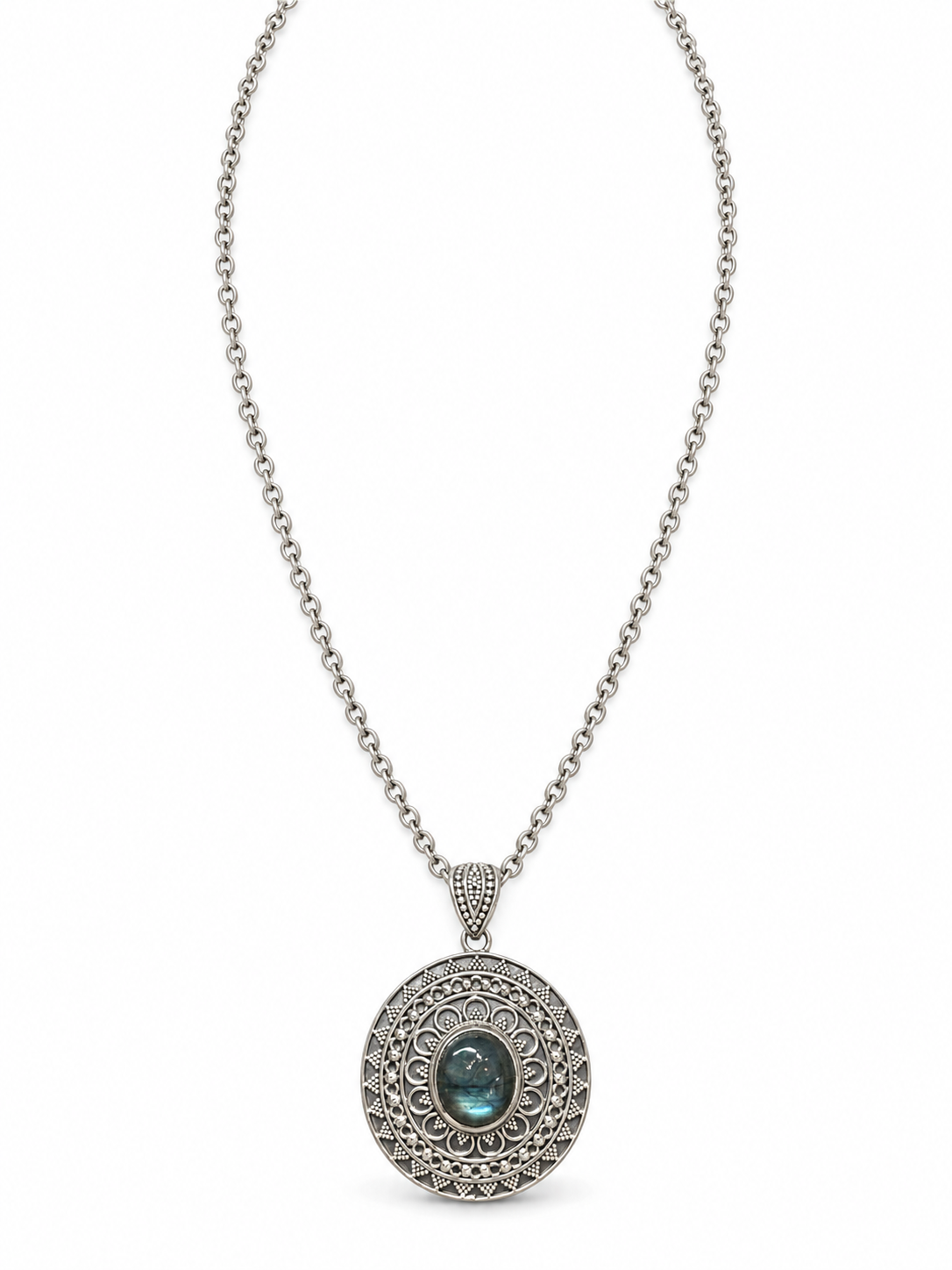Intricate Labradorite Pendant Necklace