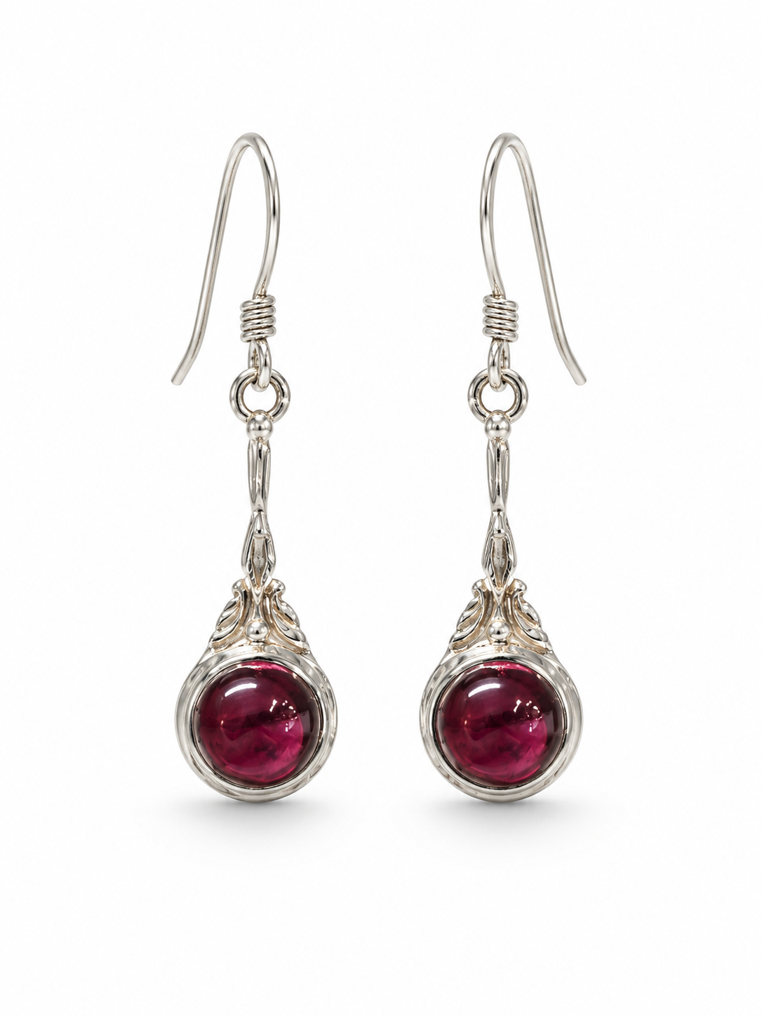 Garnet Detailed Drop Earrings